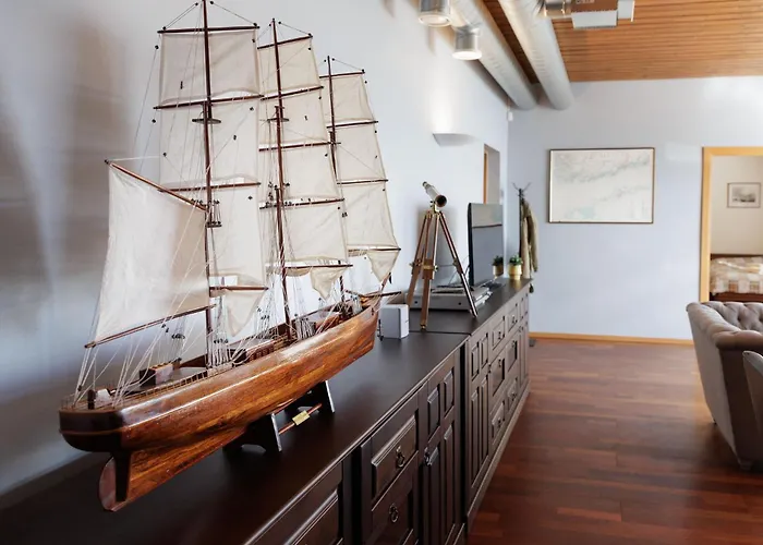 Grand Holm Marina Kapteni 哈普萨卢