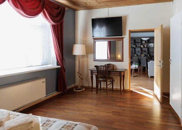 公寓 Grand Holm Marina Kapteni 哈普萨卢